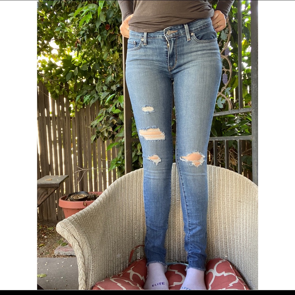 Levi 711 Skinny Jeans with Unique Rips